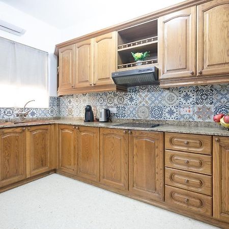 Marsalforn Apartment Bagian luar foto