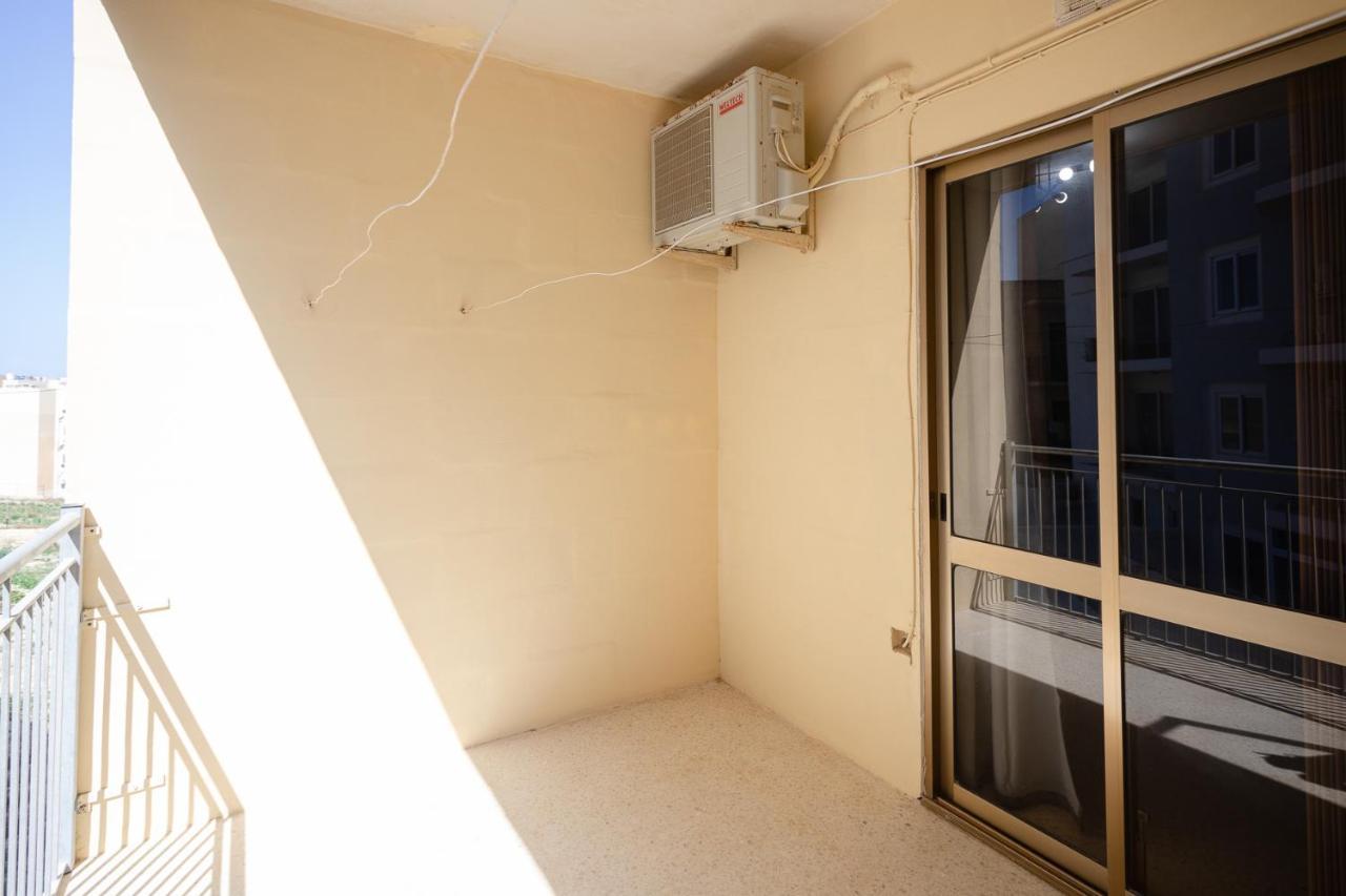 Marsalforn Apartment Bagian luar foto