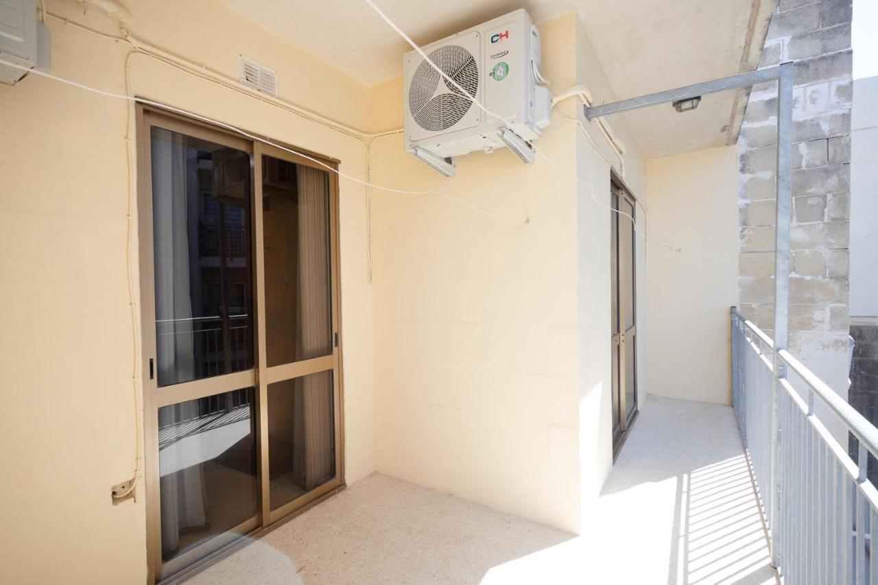Marsalforn Apartment Bagian luar foto
